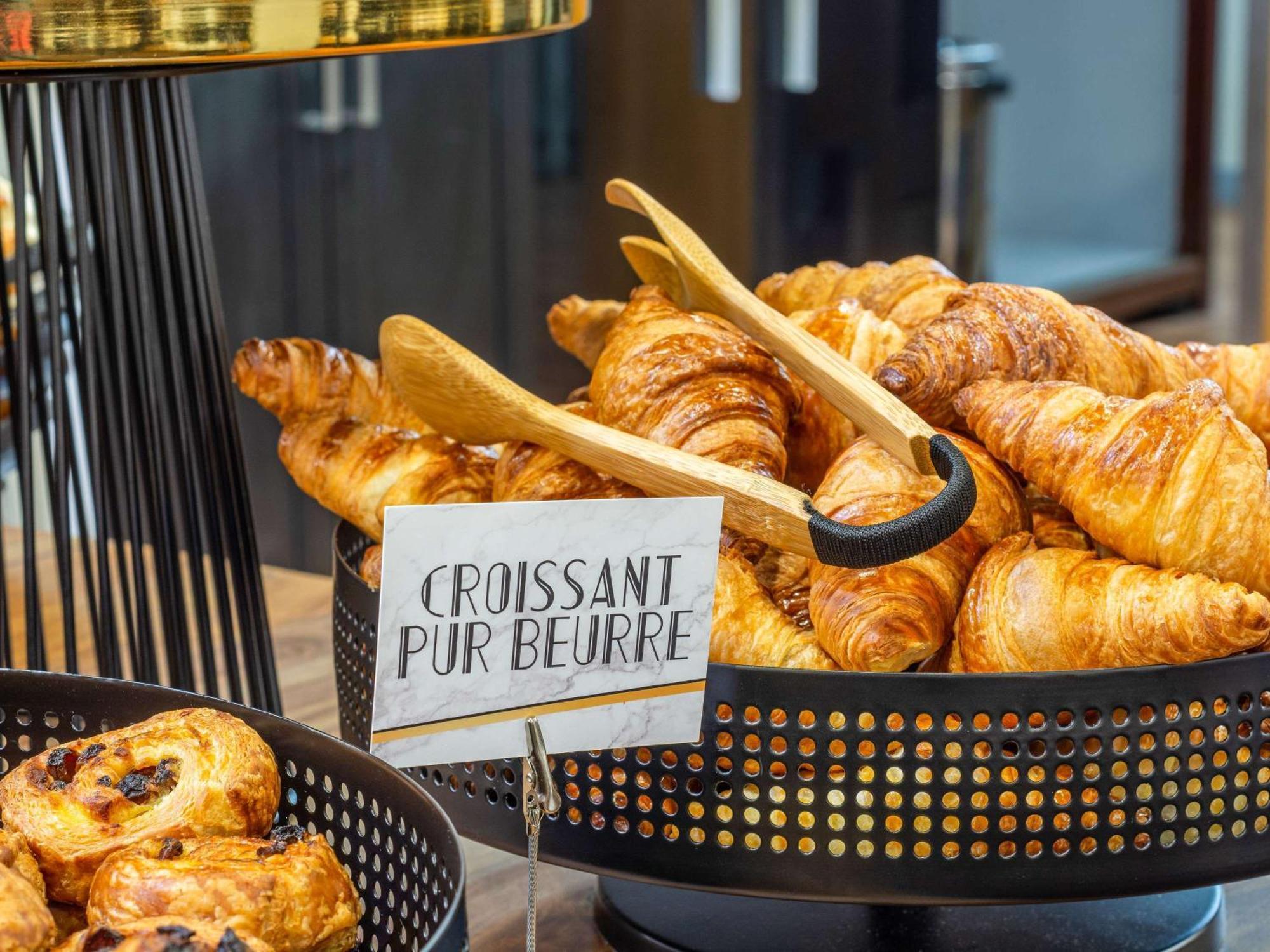 Mercure Rouen Val De Reuil Валь-де-Рёй Экстерьер фото