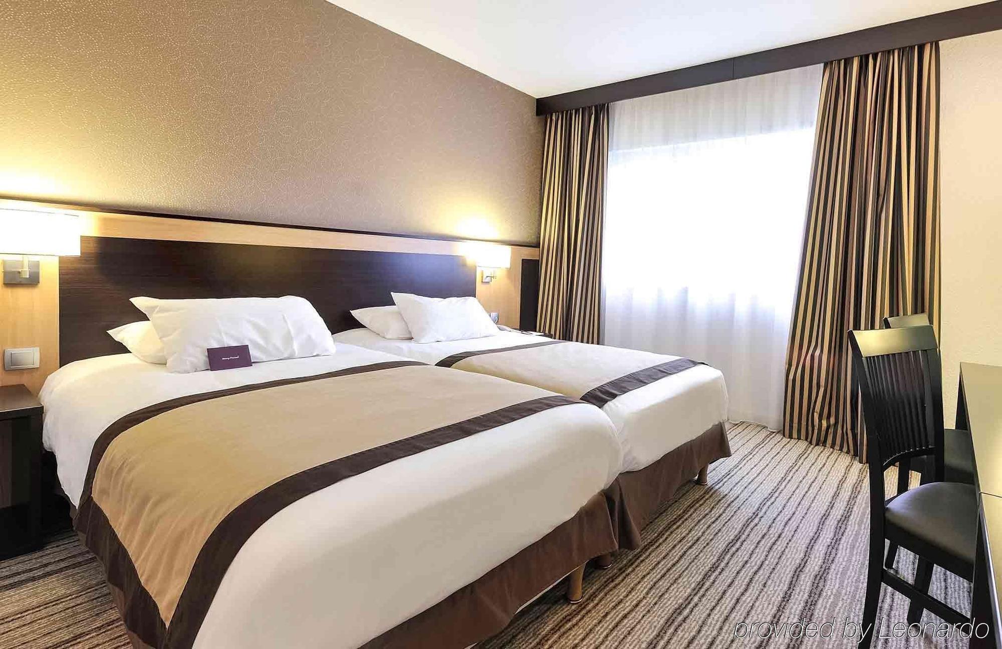 Mercure Rouen Val De Reuil Валь-де-Рёй Экстерьер фото