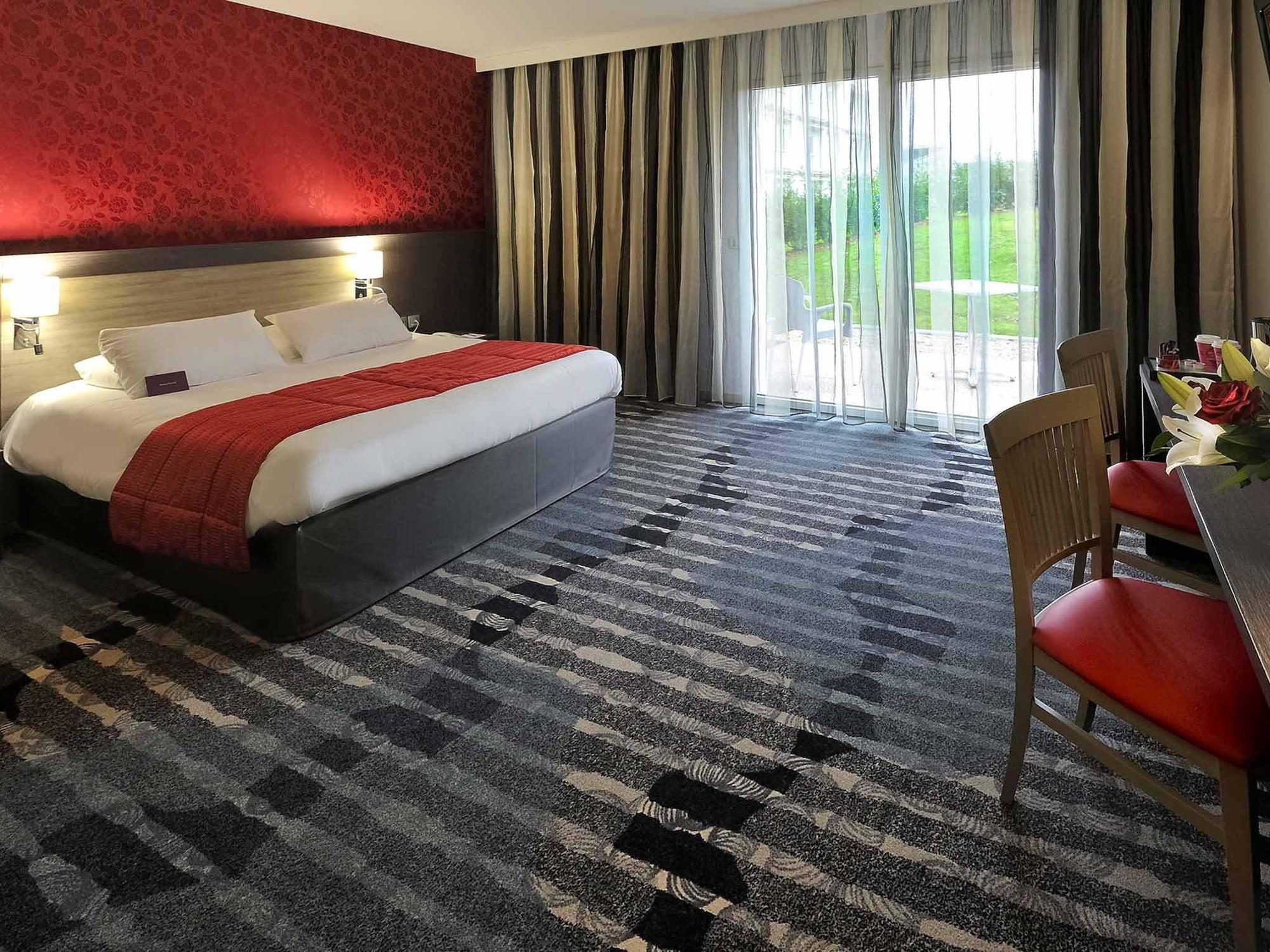Mercure Rouen Val De Reuil Валь-де-Рёй Экстерьер фото